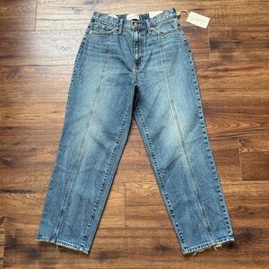 Universal Thread Women’s Vintage Stretch Straight Leg Jeans Med Wash Size 4 NWT